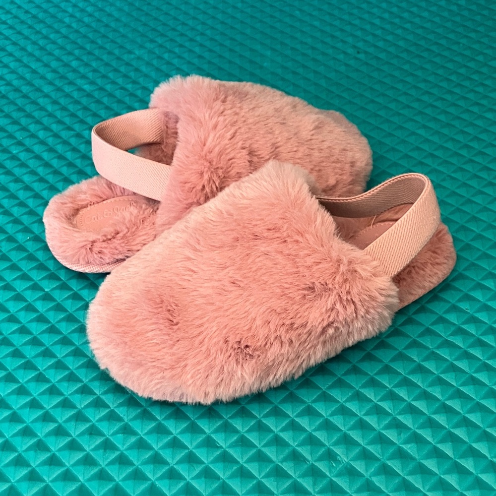 NEW - CAT & JACK Toddler Nova Puff Scuff Slippers | L 9-10
